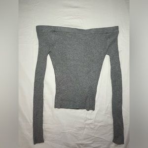 Forever 21 Off The Shoulder Gray Long Sleeve Shirt Size Small